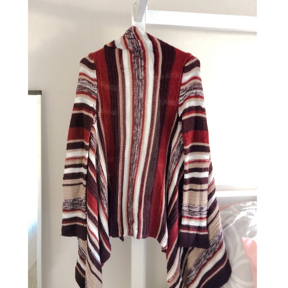 Cardigan - Picture 2 of 4